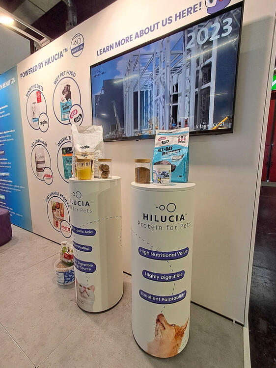 BOOTH 2